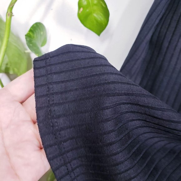 CITRUS Black Textured Sheath Mini Dress 8 MEDIUM V-Neck Front Lace-up Cap Sleeve - Picture 5 of 11